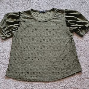 Kim&Cami green textured puffed knit shirt